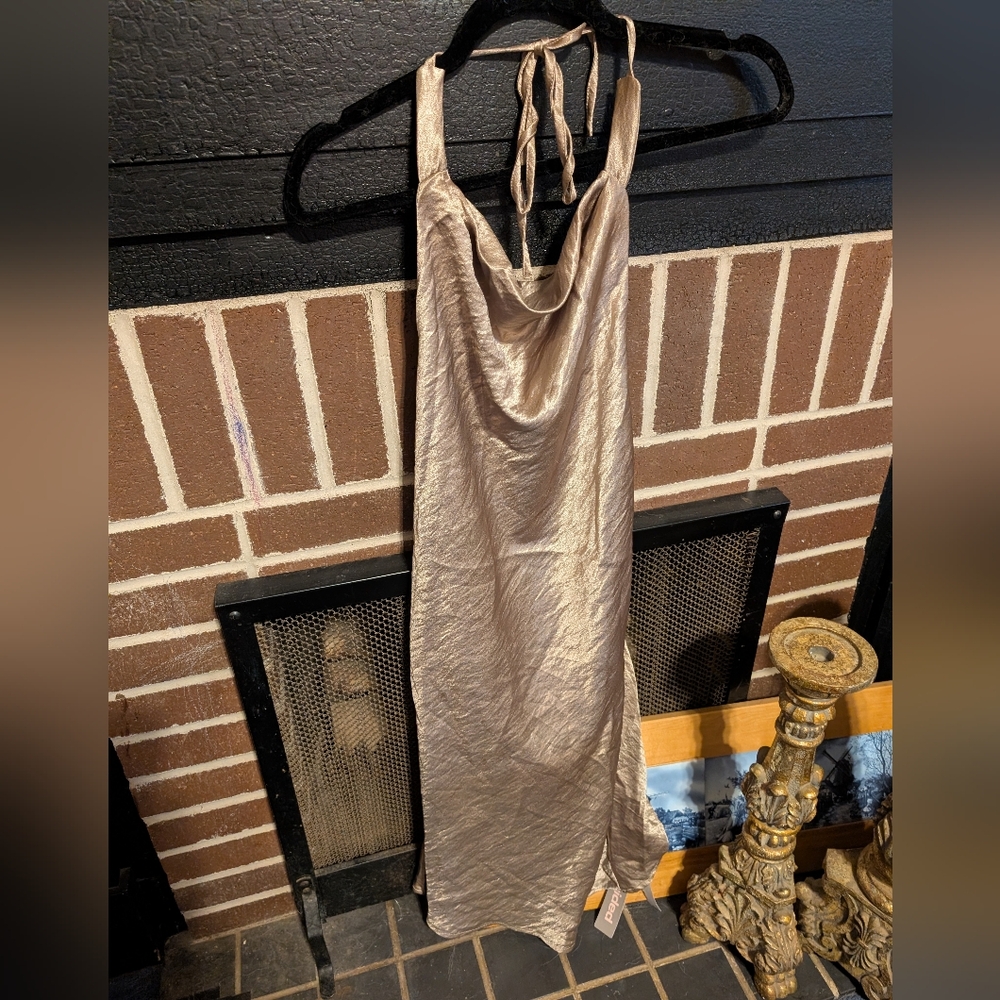 Missguided + Metallic Gold Chemise